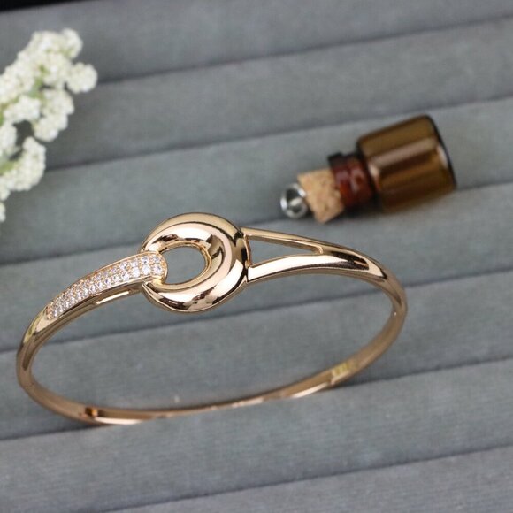 Elegant Rose Gold Bangle with Statement Circle Accent & Crystals, XPBL0422 - Picture 11 of 12